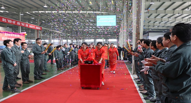 可以第4億臺壓縮機(jī)勝利誕生.jpg